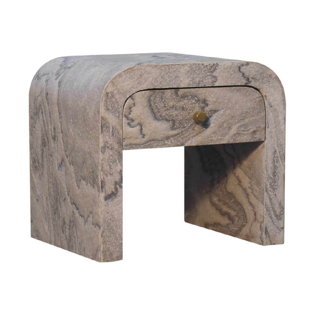 Comodino in stile liberty