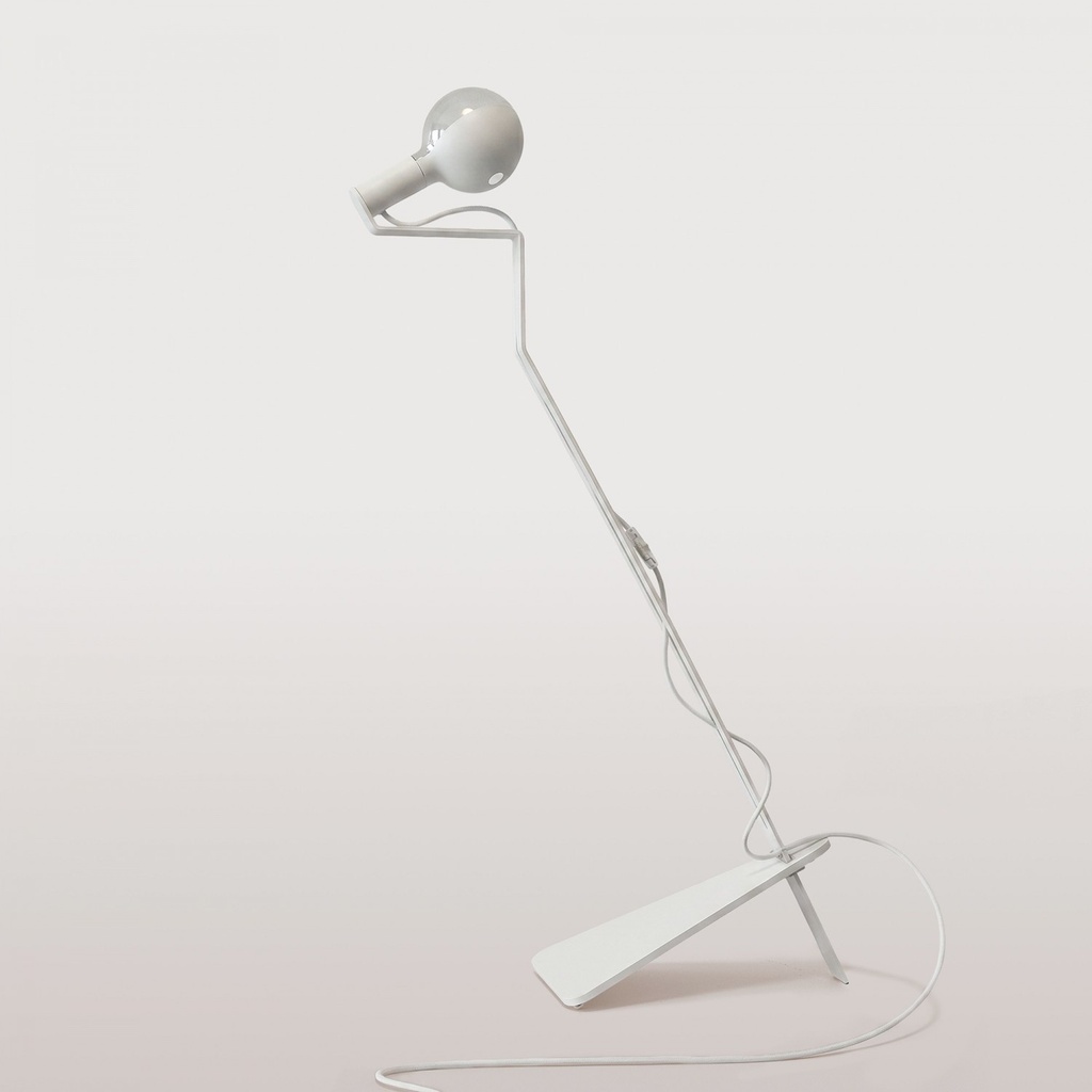 Lampadaire inclinable avec ampoule LED G125 peinte - Mario Talia – Blanc, UE – photo 3